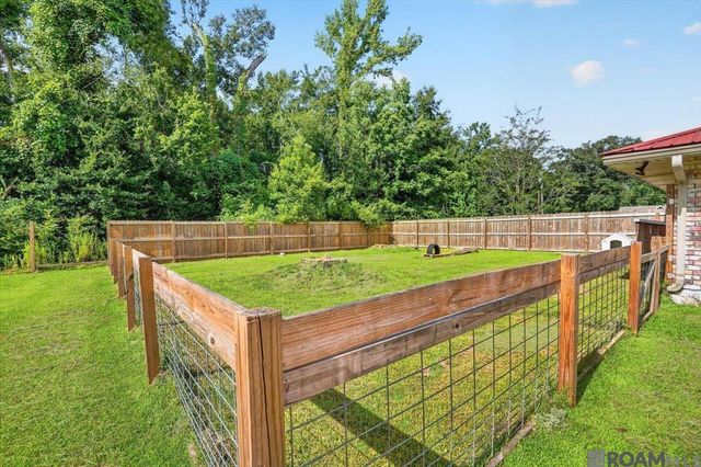 12140 Oakline Acres, St Amant, LA 70774