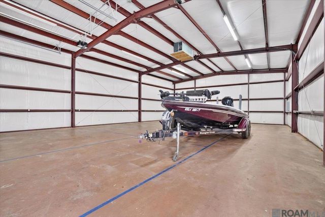 12140 Oakline Acres, St Amant, LA 70774