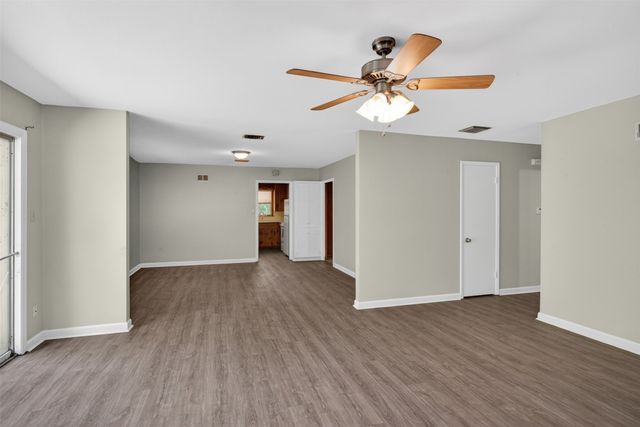 5825 Fairfield Avenue, Shreveport, LA 71106