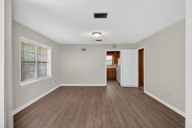 5825 Fairfield Avenue, Shreveport, LA 71106