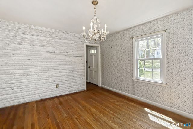 73 Honor Road, West Haven, CT 06516
