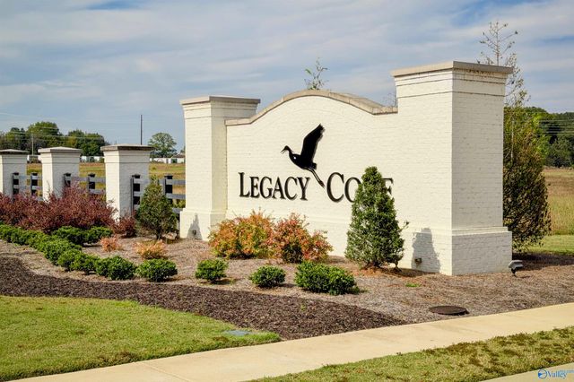 Lot 31 Legacy Cove, Decatur, AL 35601