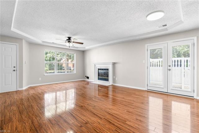 712 Sail Fish QUAY, Chesapeake, VA 23322