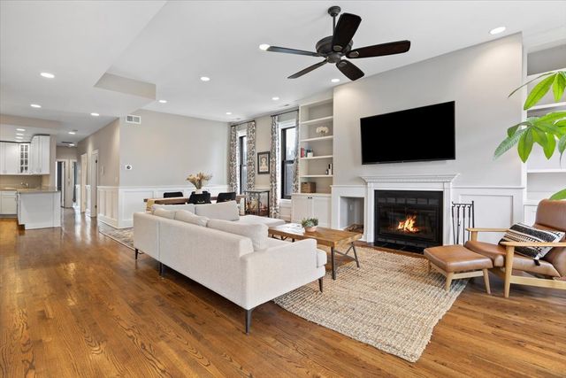 1867 N Halsted Street 2S, Chicago, IL 60614