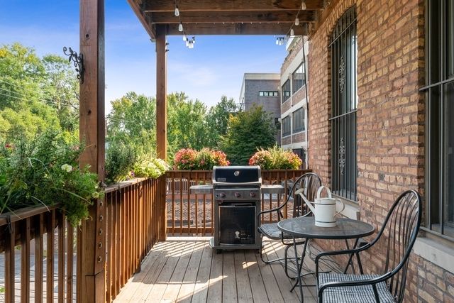 1867 N Halsted Street 2S, Chicago, IL 60614