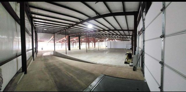 20040 Lark Road, Goodman, MO 64843