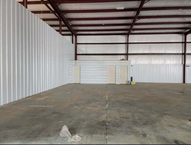 20040 Lark Road, Goodman, MO 64843