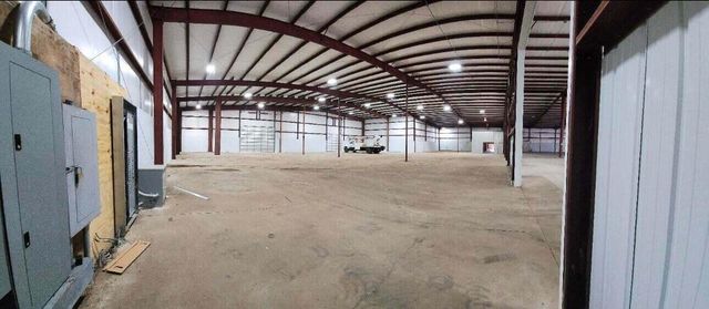 20040 Lark Road, Goodman, MO 64843