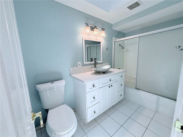 5662 Littler Dr A, Huntington Beach, CA 92649