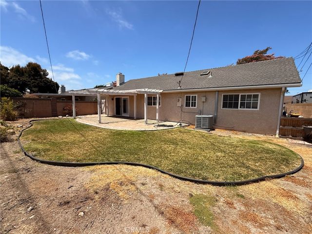 5662 Littler Dr A, Huntington Beach, CA 92649