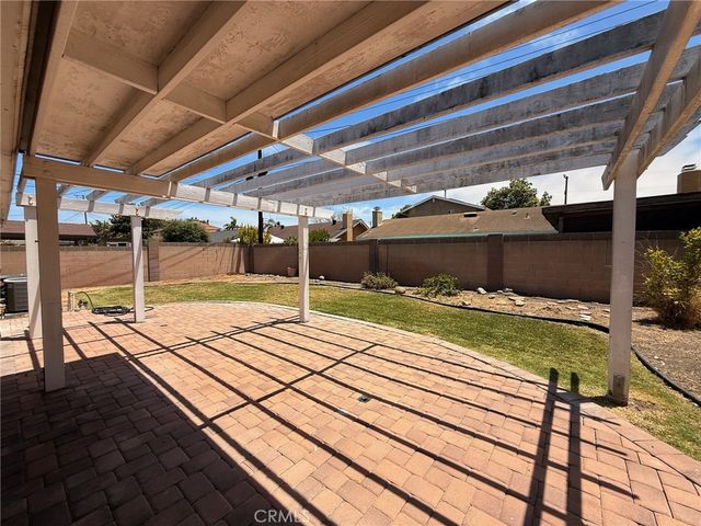 5662 Littler Dr A, Huntington Beach, CA 92649