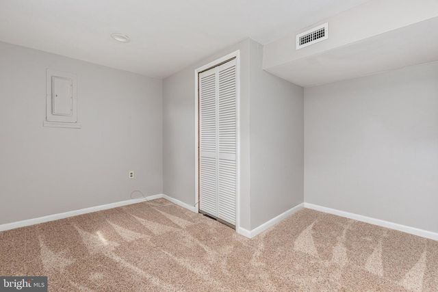 6630 S KINGS HWY, Alexandria, VA 22306