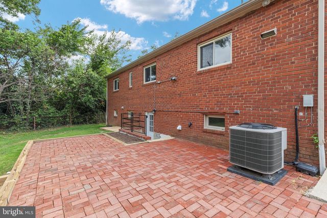 6630 S KINGS HWY, Alexandria, VA 22306