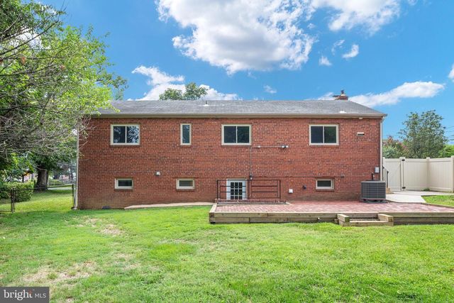 6630 S KINGS HWY, Alexandria, VA 22306