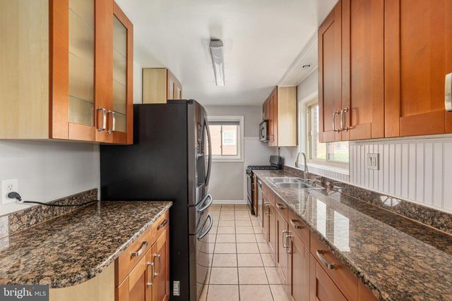6630 S KINGS HWY, Alexandria, VA 22306