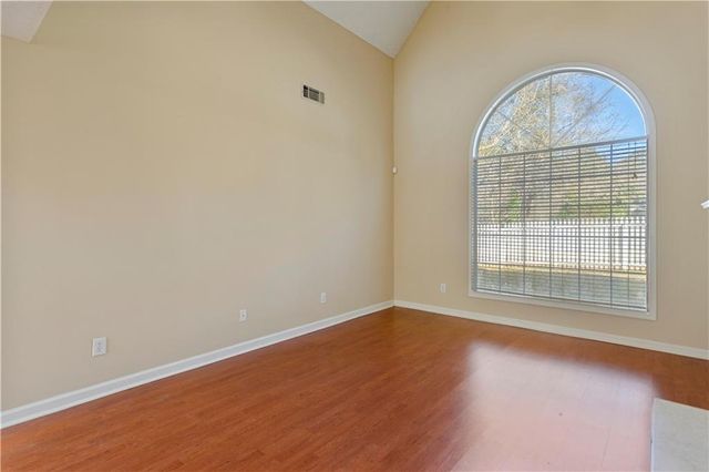 3025 Vineyard SE Way, Smyrna, GA 30082