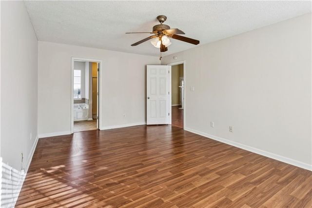 3025 Vineyard SE Way, Smyrna, GA 30082