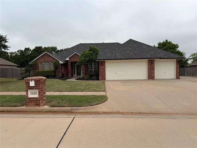 1405 Continental Way, Mustang, OK 73064