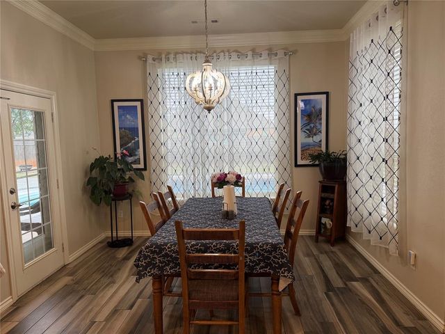 1405 Continental Way, Mustang, OK 73064