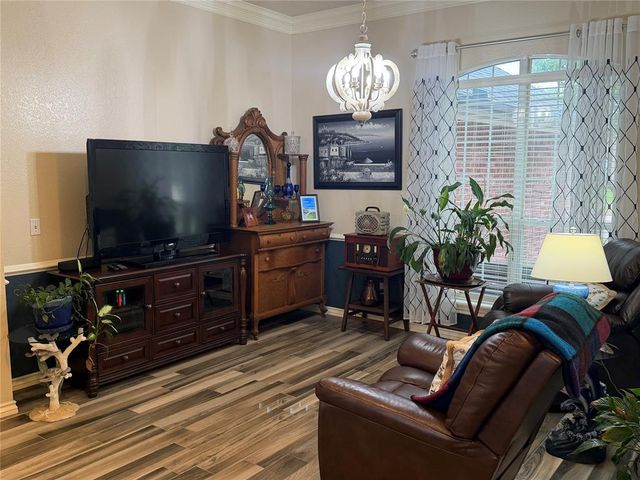 1405 Continental Way, Mustang, OK 73064