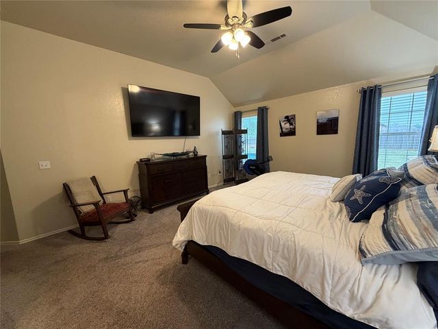 1405 Continental Way, Mustang, OK 73064