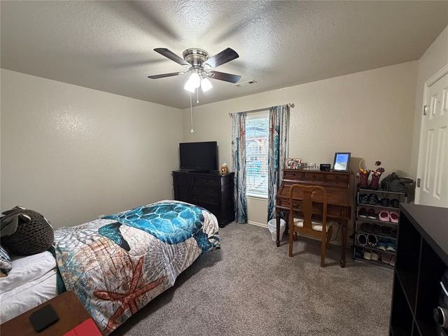 1405 Continental Way, Mustang, OK 73064