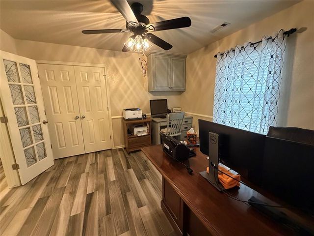 1405 Continental Way, Mustang, OK 73064