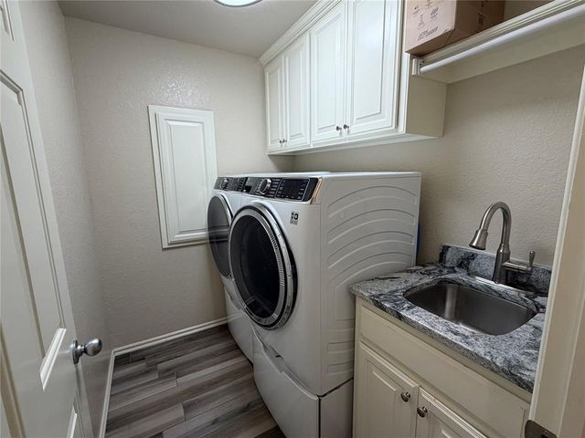 1405 Continental Way, Mustang, OK 73064