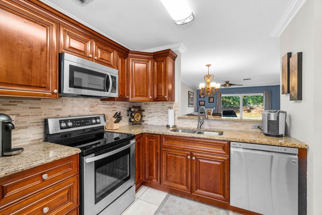 9936 Kamena Circle, Boynton Beach, FL 33436