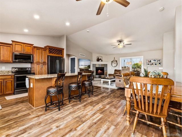 734 E Marigold Dr, Pueblo, CO 81007