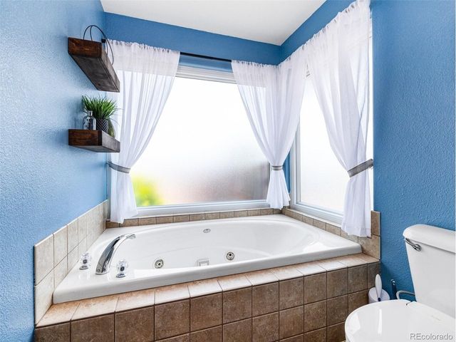 734 E Marigold Dr, Pueblo, CO 81007