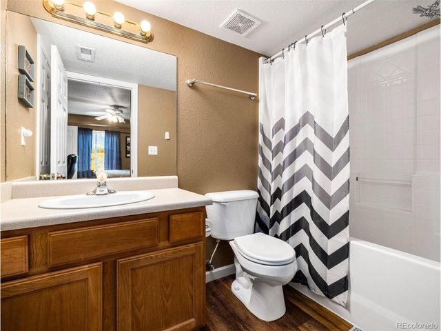734 E Marigold Dr, Pueblo, CO 81007