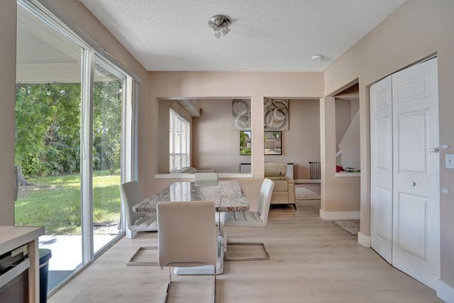 5884 N Plum Bay Parkway, Tamarac, FL 33321