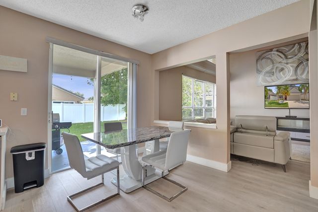 5884 N Plum Bay Parkway, Tamarac, FL 33321