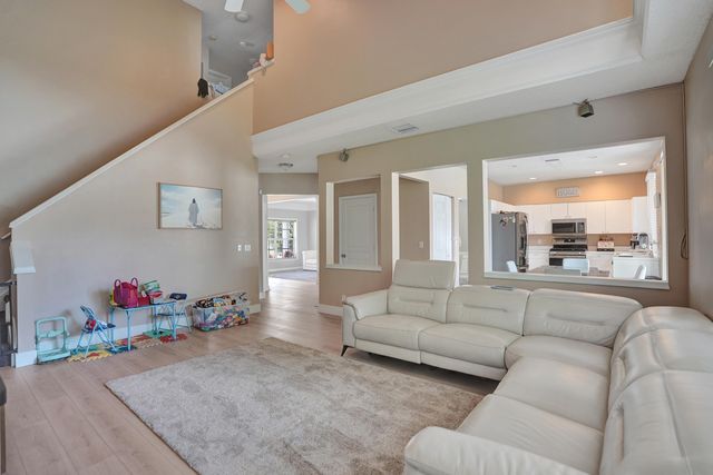 5884 N Plum Bay Parkway, Tamarac, FL 33321