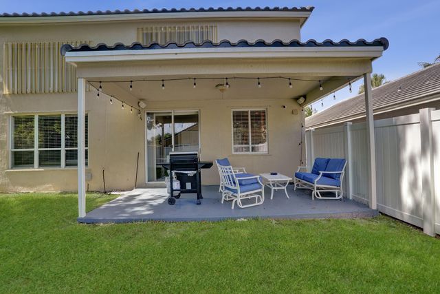 5884 N Plum Bay Parkway, Tamarac, FL 33321