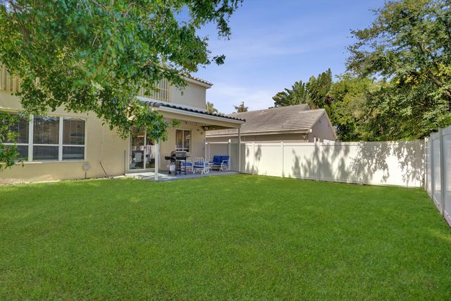 5884 N Plum Bay Parkway, Tamarac, FL 33321