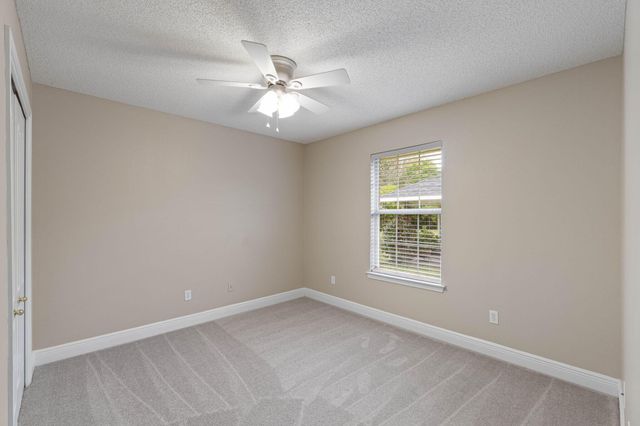 5284 Woodlake Trace, Gulf Breeze, FL 32563