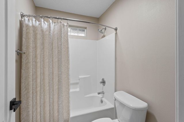 5284 Woodlake Trace, Gulf Breeze, FL 32563