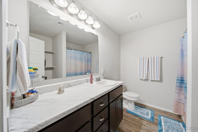 7320 E 141st Street North, Collinsville, OK 74021