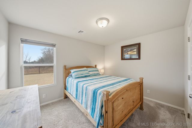 7320 E 141st Street North, Collinsville, OK 74021