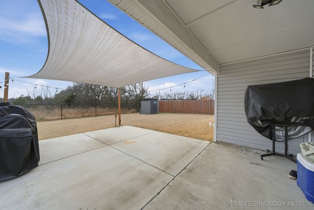 7320 E 141st Street North, Collinsville, OK 74021