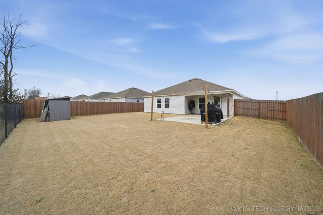 7320 E 141st Street North, Collinsville, OK 74021