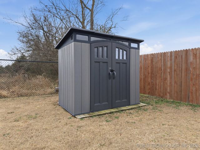 7320 E 141st Street North, Collinsville, OK 74021