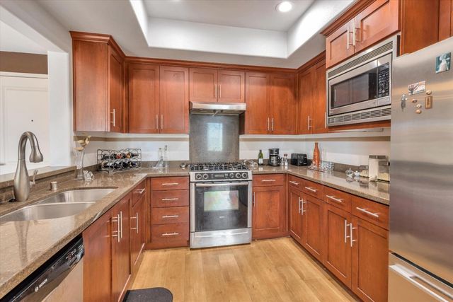 Address unavailable.