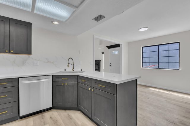 7608 Downing Place Way, Antelope, CA 95843