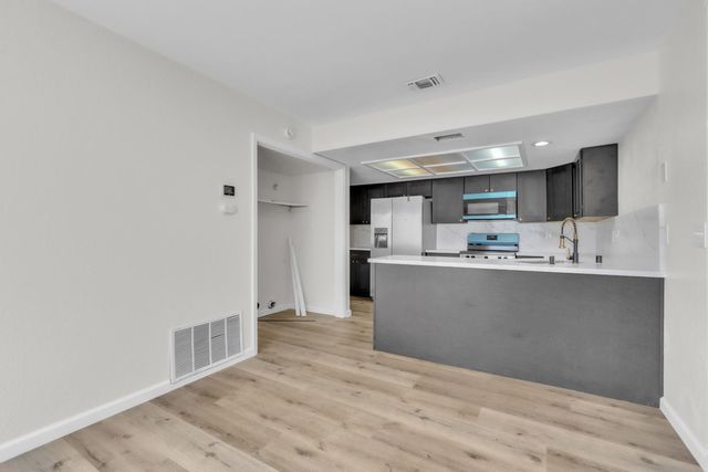 7608 Downing Place Way, Antelope, CA 95843