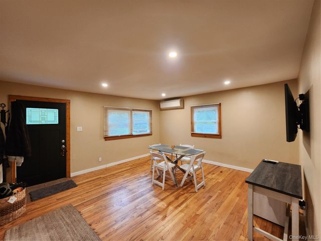 813 Bulls Head Road, Rhinebeck, NY 12572