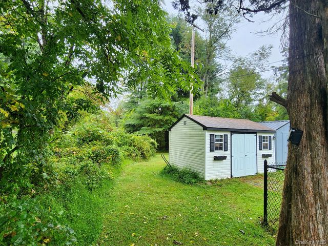813 Bulls Head Road, Rhinebeck, NY 12572