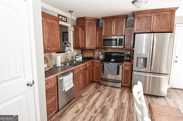 1515 Smyrna Church Road, Molena, GA 30258